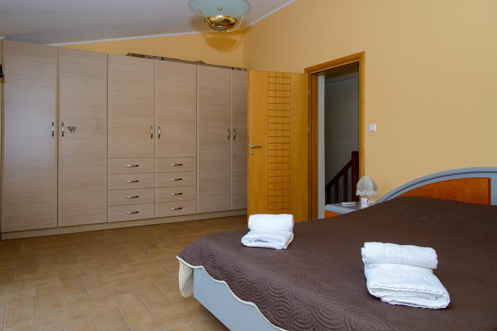 Вилла Athenian Spiti Луца Экстерьер фото